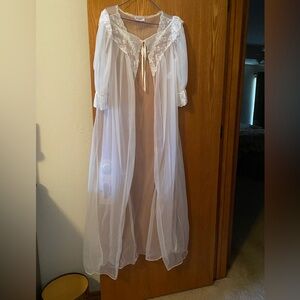 Vanity Fair Sheer White Lace Robe